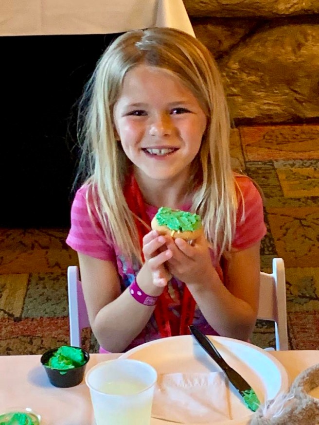 0ef51a4e-a251-4004-9ee4-b78f6cab8ba1