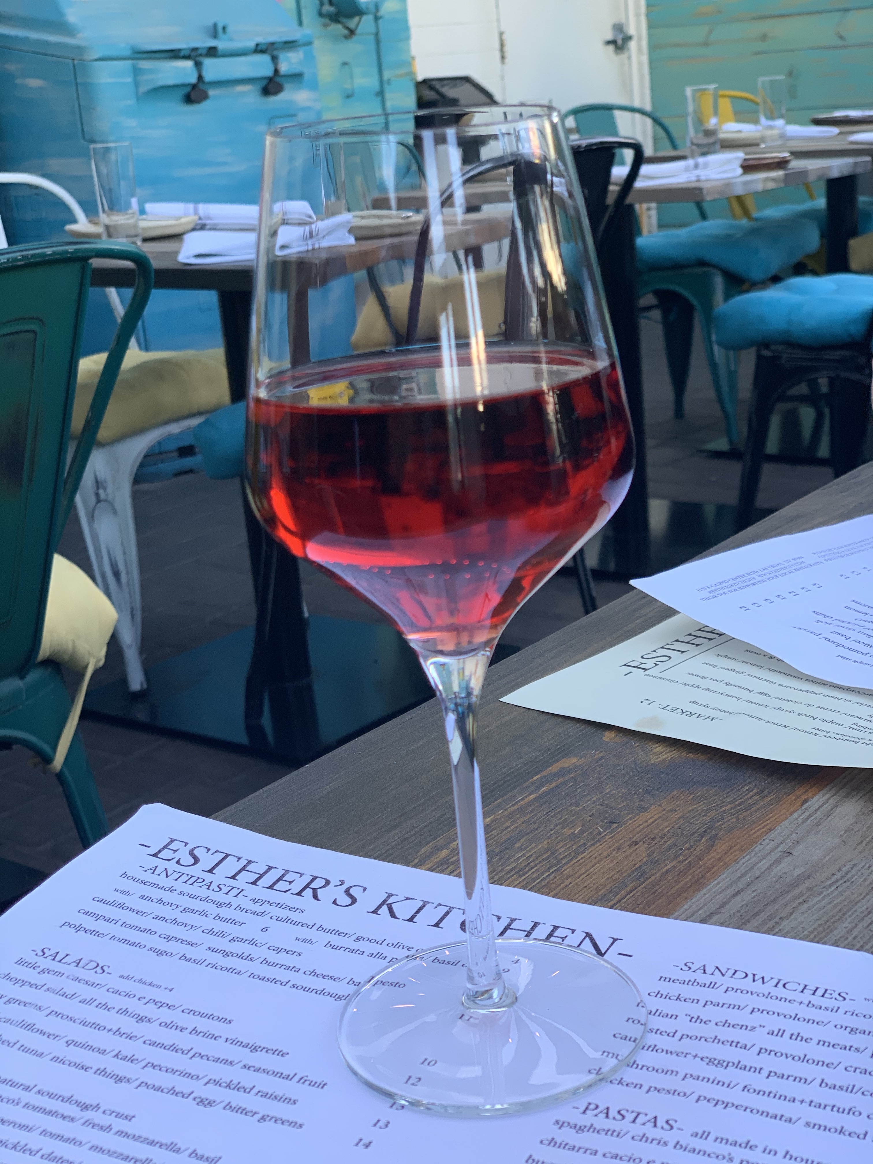 hKvCaaVoQnW29Enm5KbR4Q